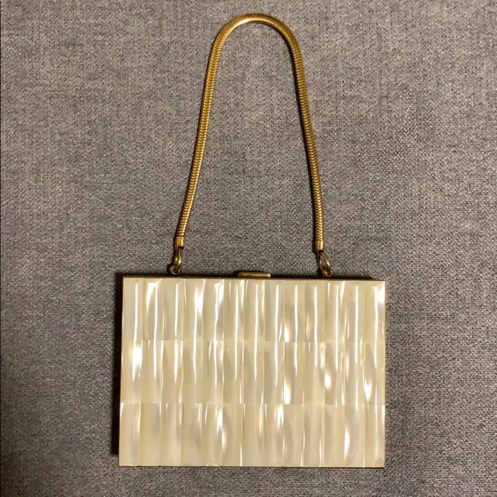 Genuine Mother of Pearl by Schildkraut Compact